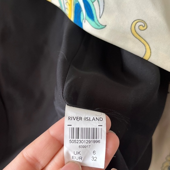 River Island Floral Jacket - Picture 6 of 15